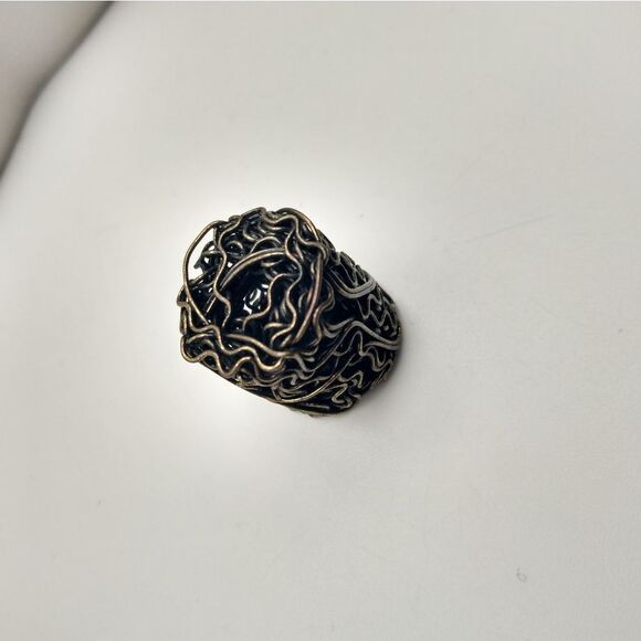 Gothic wire charm or pendant for necklace - Picture 2 of 4
